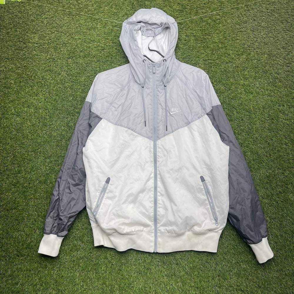 Nike Windrunner Jacket Mens Small Windbreaker White Grey Loose Fit AR2191-100